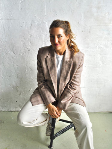 One to Watch: Johanna Bath's paintings capture the passing of time