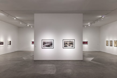 Dakota Mace, DAHODIYINII--SACRED PLACES, SITE SANTA FE, Installation image, 2025, photo by Brad Trone