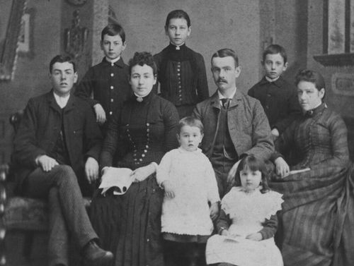 Thomson children c. 1887. George is the oldest and sixth from the left. Brother Tom Thomson is second from the left.