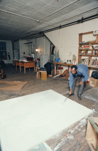 © Tina Tranter Estate Image courtesy of the Tina Tranter Estate and Frank Bowling.