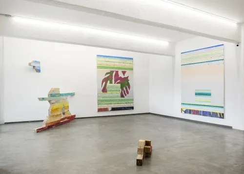 Una línea en construcción (Fuga incidental) by Enrique Hernández, at Project Room