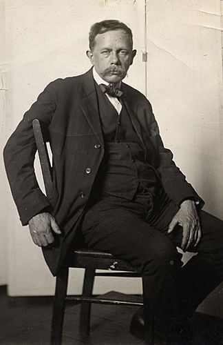 Photo of Philip Leslie Hale