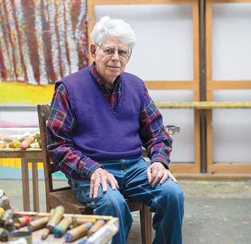 Photo of Wolf Kahn in his New York City studio by Christopher Burke Studio, 2019. Courtesy of Miles McEnery Gallery.