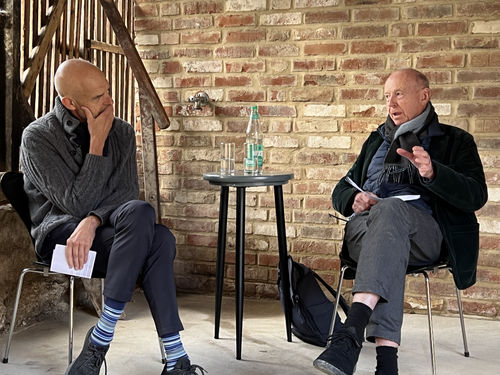 HILDESHEIMER ALLGEMEINE ZEITUNG, WIE JOHN CAGE UND ANDY WARHOL INS DERNEBURGER SCHLOSS EINZUG HIELTEN