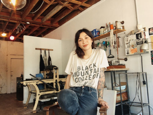 Self Portrait of Dianna Settles in her studio. Courtesy of the artist.