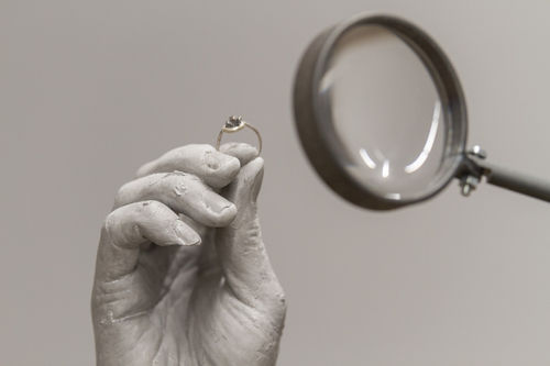 Amélie Bouvier, Gains & Losses, 2017, Steel, plaster, magnifying glass, silver, iron meteorite, 135 x 25 x 25 cm, 53 1/8 x 9 7/8 x 9 7/8 in. Photo: Maciej Zaniewski.