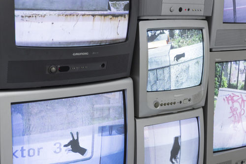 Jeroen Jongeleen, A Little Movement, 2021, 9 CLT Screens 9 PAL Videos