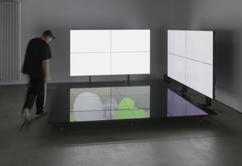 Emmanuel Van der Auwera, VideoSculpture XXV (Archons), 2022, installation view Seeing is Revealing, HEK, 2022. Photo credit: Franz Wamhof