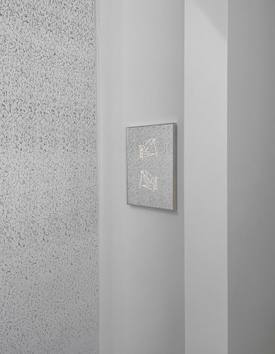 Tom Blake: holding leaves (index).