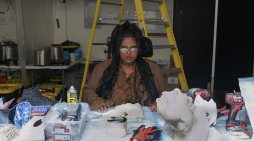 Esmaa Mohamoud Now Represented by Roberts Projects