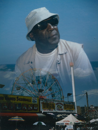 Louis Mendes,&amp;nbsp;Coney Island,&amp;nbsp;1990s. &amp;copy; Louis Mendes.