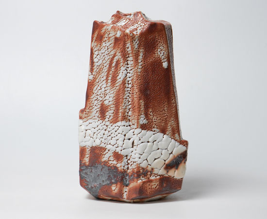 Hayashi Shotaro 林正太郎, Red Shino faceted flower vase