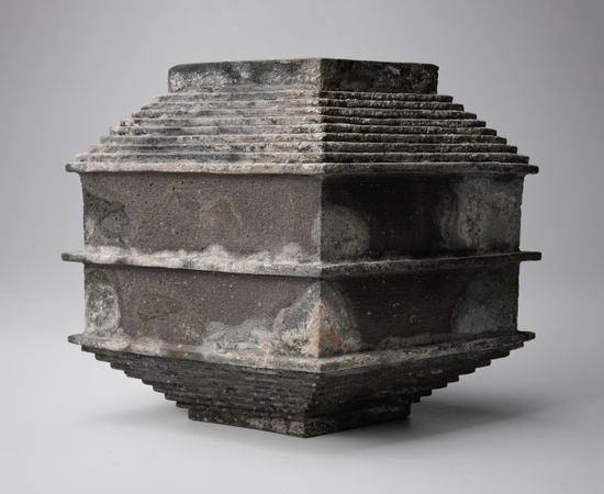 Koinuma Michio 肥沼美智雄, Jar