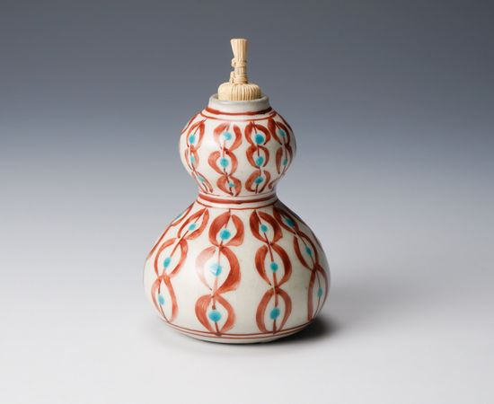 Hara Kiyoshi 原 清, Gourd shaped bottle with Aka-e decoration