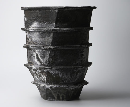 Koinuma Michio 肥沼美智雄, Faceted Geometric Vessel