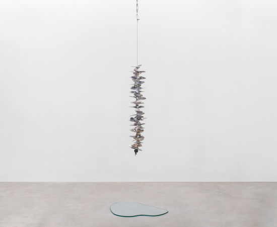 Jonas Arrabal, Coluna colônia ou coluna que filtra (Série ''Humanos, inumanos, orgânicos e industriais"), 2024