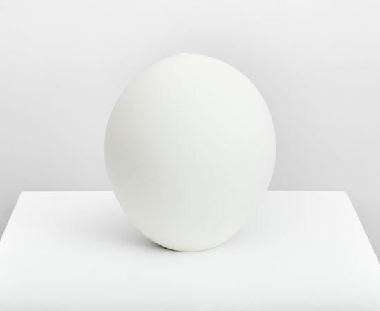 Hiromi Itabashi, White Jar III 壺, 2015