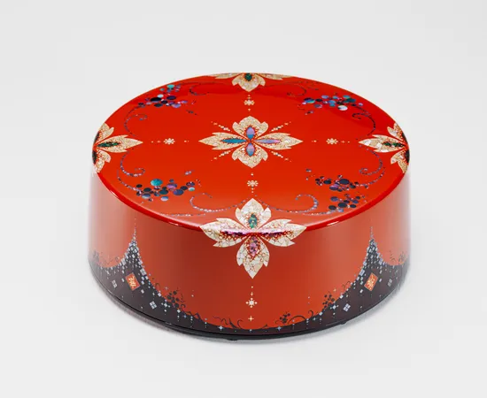 Onihira Keiji, Box in Design with Raden “Hojo (Abundance)', 2003