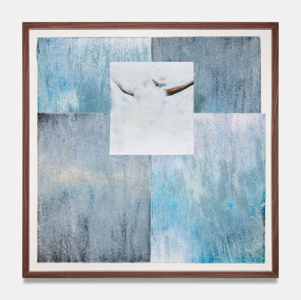 Julien Creuzet, Nos diables rouges, nos dérives commotions, Sa zyé pa wè tchè pa fè mal. (oubli et chemin bleu sans ciel, les bras ouverts), 2025