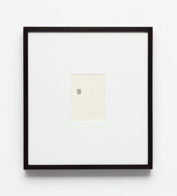 Paulo Nazareth, sem titulo [cruz de tumba], 2007