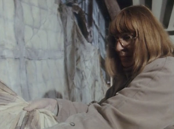 Heidi Bucher: Bellevue – Kreuzlingen 1990, by Michael Koechlin 16mm