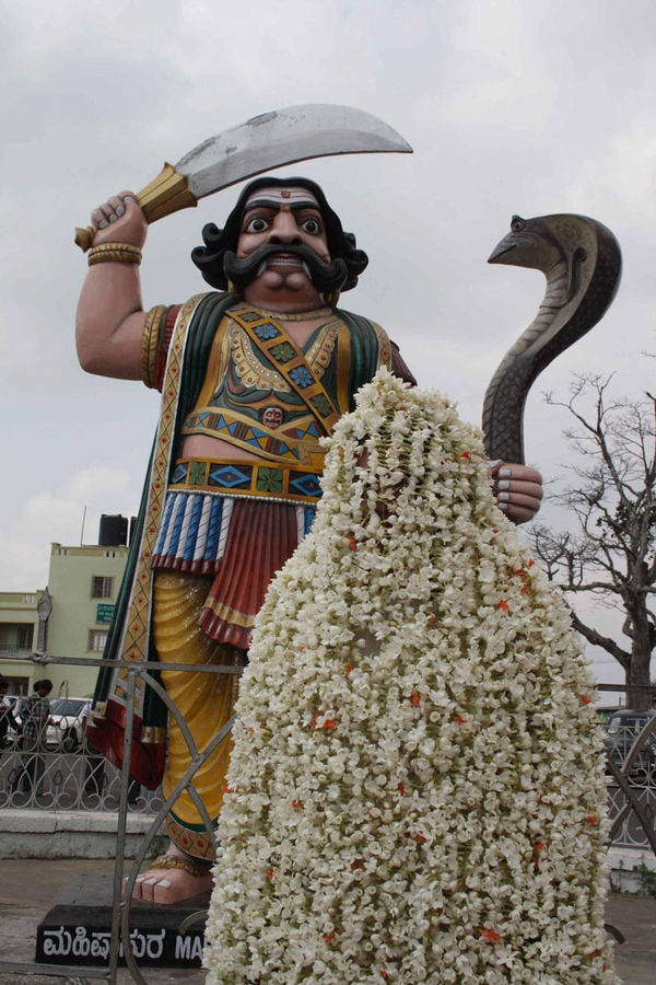 Surekha, Not To Be Seen 3, 2008