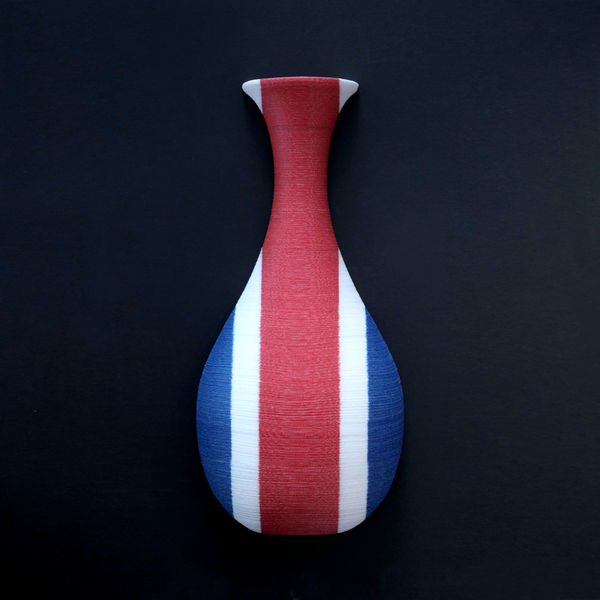 anothermountainman 又一山人, redwhiteblue / back to future 12《紅白藍 / 回到未來 12》, 2006