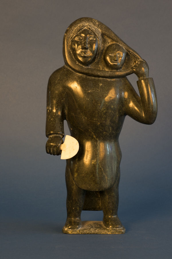 Pitseolak Niviaqsi, Mother & Child / Mere et enfant, 2002