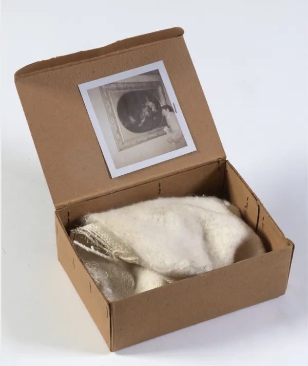 Robert Filliou, Poussière de Poussière de l'effect Boucher (Venus chez Vulcan), 1977