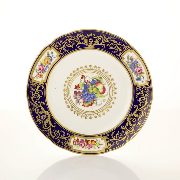 Sèvres Porcelain, A French 18th Century Sèvres Plate From the Comte d’Aranda’s service, 1786