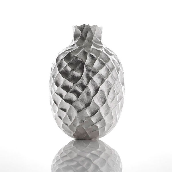 Hiroshi Suzuki, Seni Vase, 2022