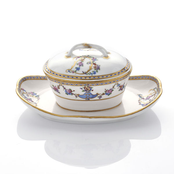 Sèvres Porcelain, A Soft-Paste Sèvres Porcelain Covered Sugar Bowl on Stand made for Madame du Barry, 1771