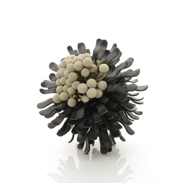 Junko Mori, Organism Pinecone, 2019
