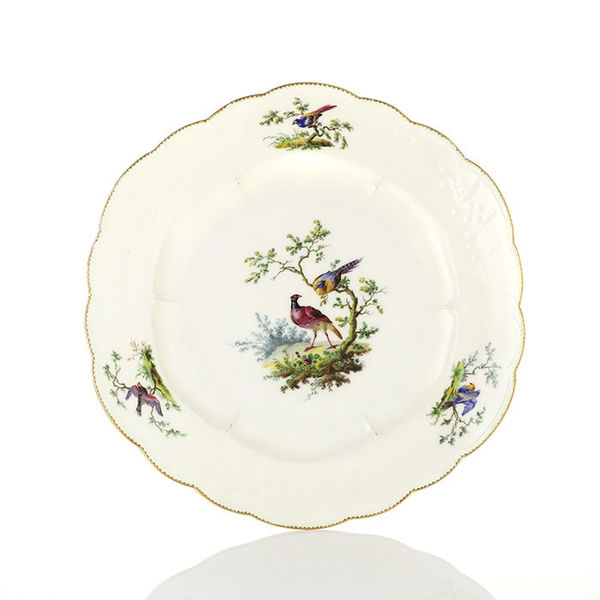 Sèvres Porcelain, A Soft-Paste Vincennes Porcelain Plate painted by Armand l'aîné , 1754
