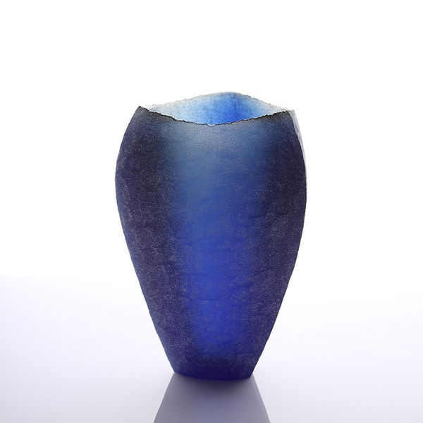 Joon Yong Kim, Blue Night, 2023