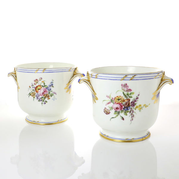 Sèvres Porcelain, A Pair of Soft-Paste Sèvres Porcelain Wine Decanter Coolers, 1758