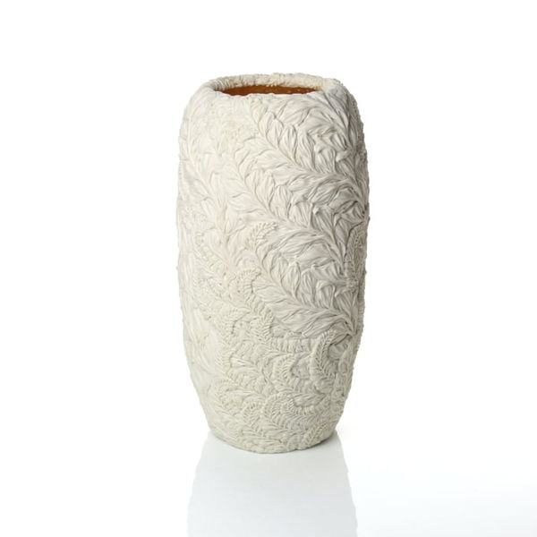 Hitomi Hosono, A Tall Nazuna Vase, 2015