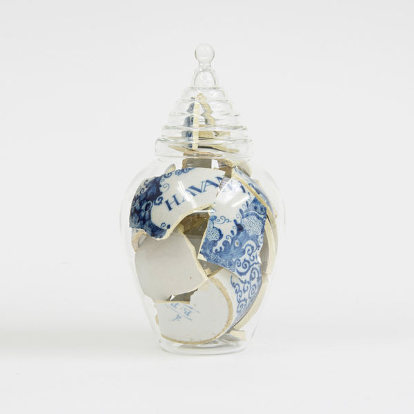 Bouke de Vries, Memory Tobacco Jar IV, 2015