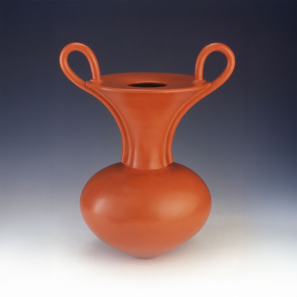 Magdalene Odundo, Untitled, 1989