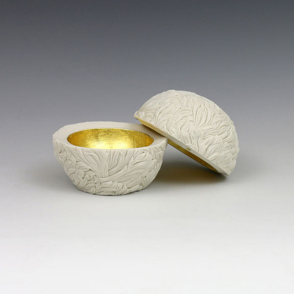 Hitomi Hosono, A Very Small Round Michikusa Box, 2015