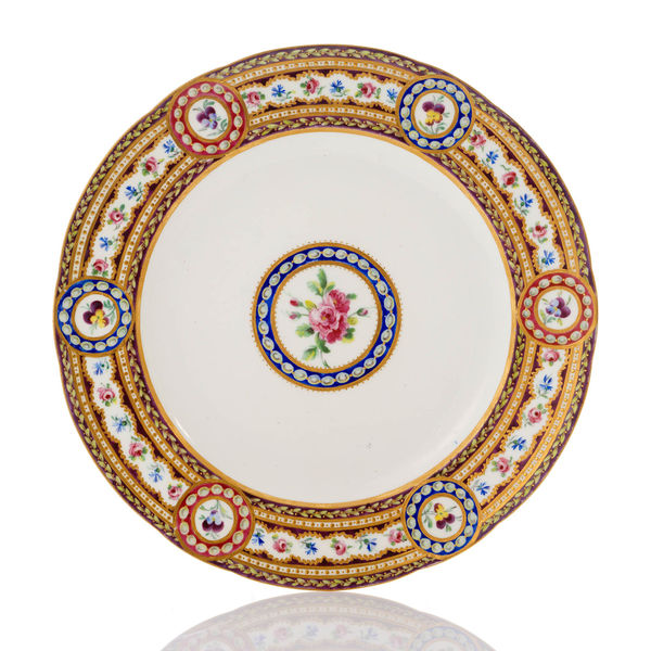 Sèvres Porcelain, A Soft-Paste Sèvres Porcelain Plate from the Comtesse d'Artois Service, 1789