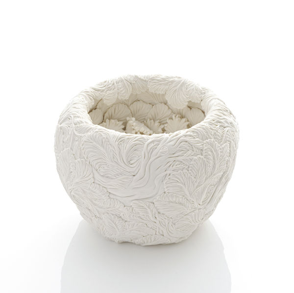 Hitomi Hosono, A Nadeshiko and Pine Tree Bowl, 2025