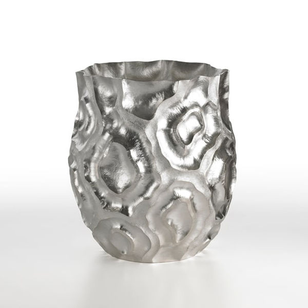 Hiroshi Suzuki, Sakura Vase, 2020