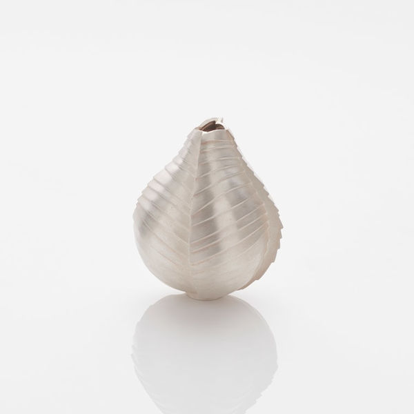 Kevin Grey, Sinew Bud Vase, 2018
