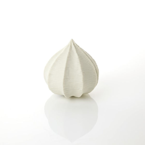 Andrew Wicks, Small Seed Pod, 2016