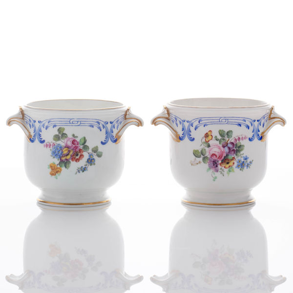 Sèvres Porcelain, A Pair of Soft-Paste Sèvres Porcelain Liquer Decanter Coolers from the Comte de Durfort Service, 1761