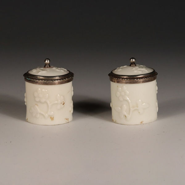 Saint-Cloud Porcelain, A Pair of Soft-Paste Saint Cloud Miniature Tobacco Jars in their original box, 1738-44