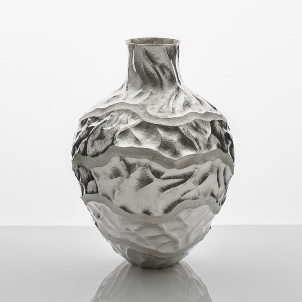 Hiroshi Suzuki, Seni Vase, 2019