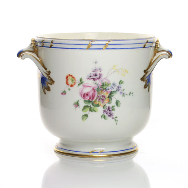 Sèvres Porcelain, A Sèvres Porcelain Wine Cooler, 1758