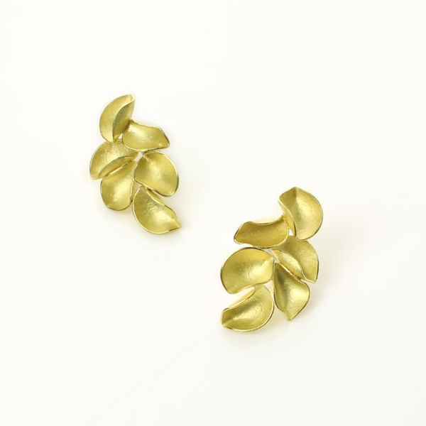 Kayo Saito, Fluttering Earrings, 2019